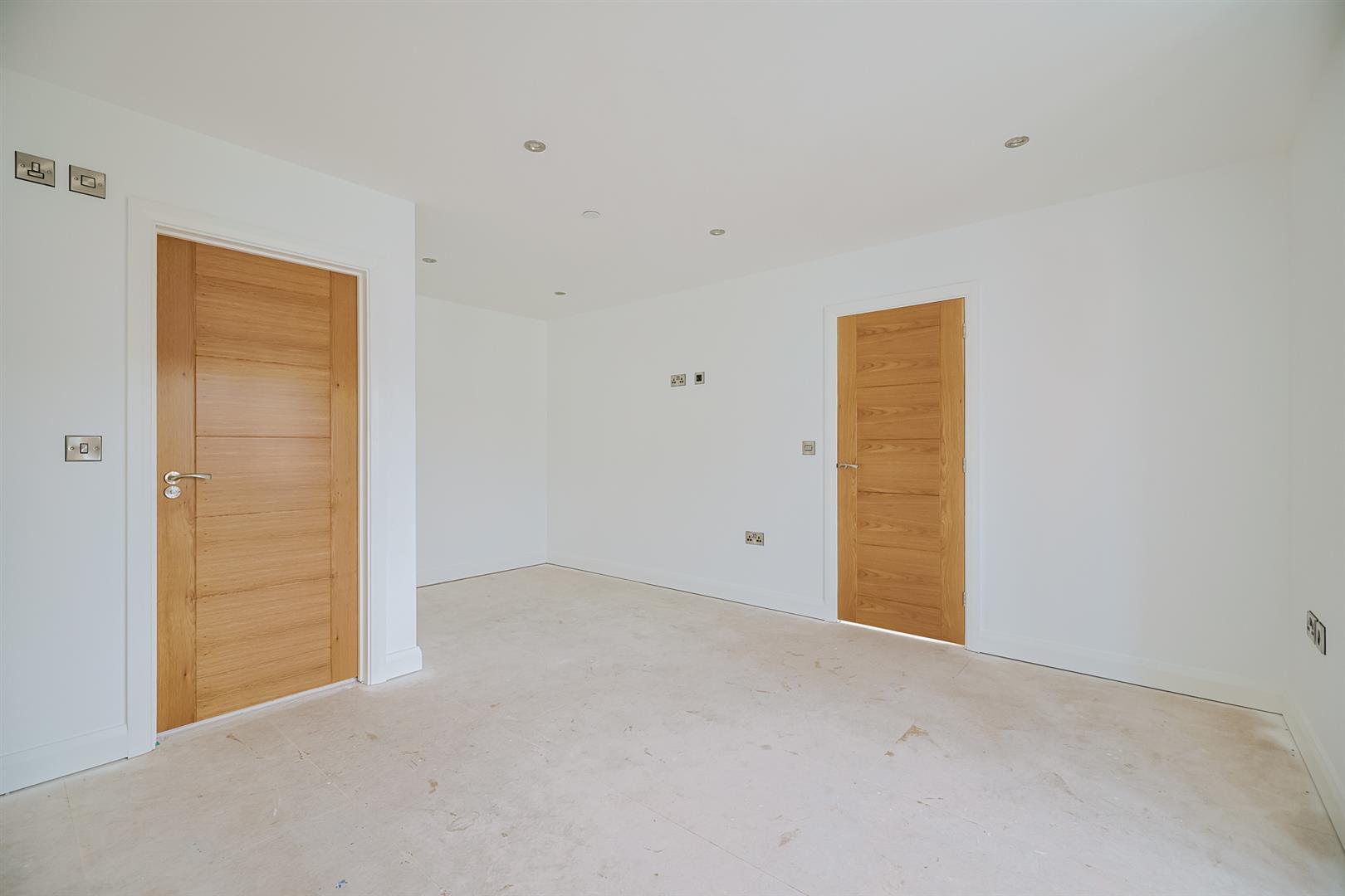 Clos Yr Ysgol, Milo, Llandybie, Ammanford, SA18 3PU